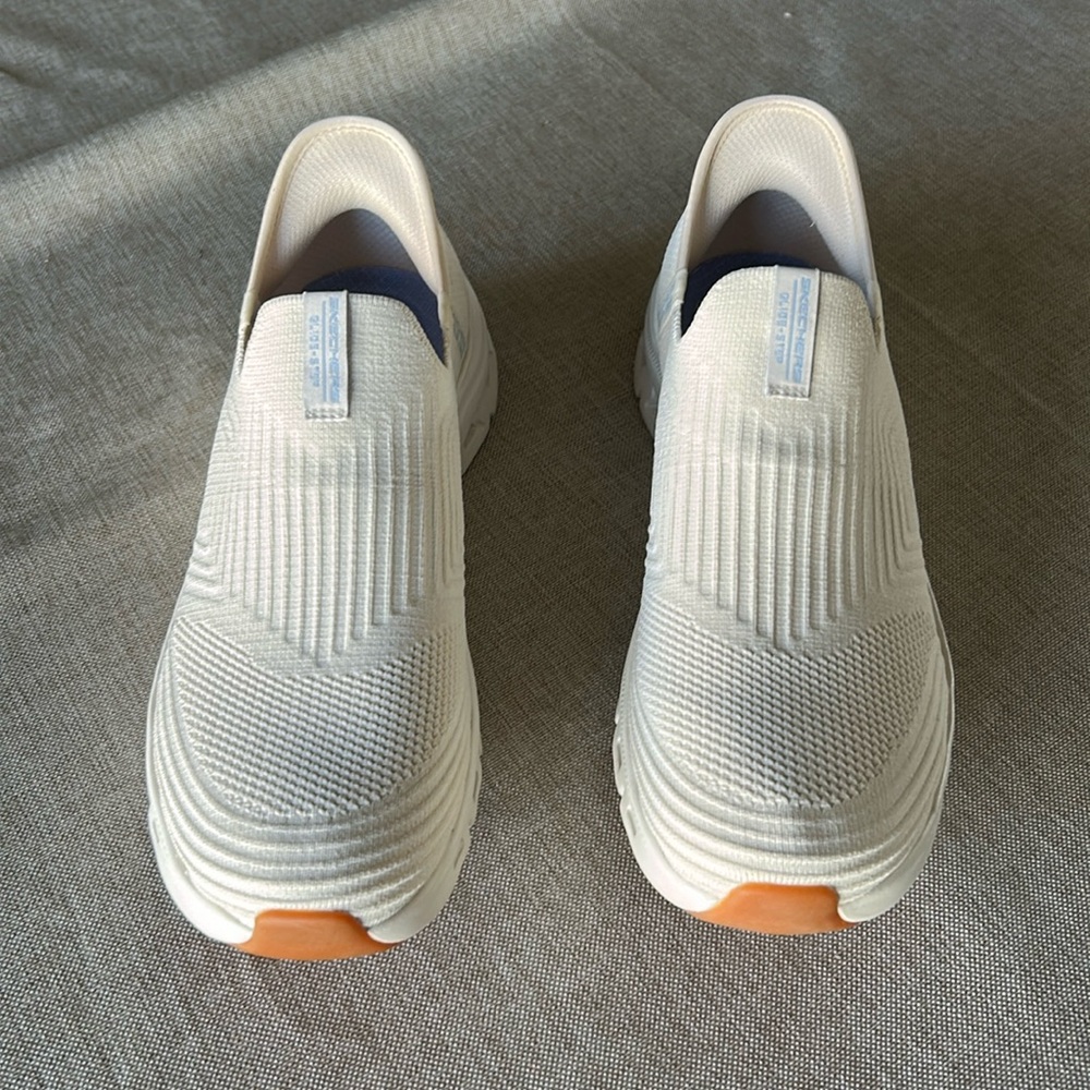 Skechers Slide-Step Sneakers Cream Color 8.5